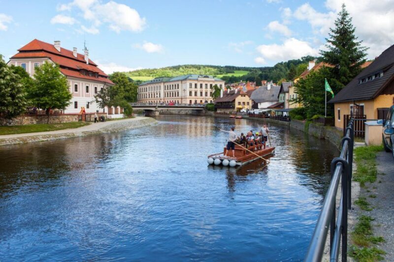 eský Krumlov: Wooden Raft River Cruise - Discover the Charm of Cesky Krumlov on a Wooden Raft River Cruise