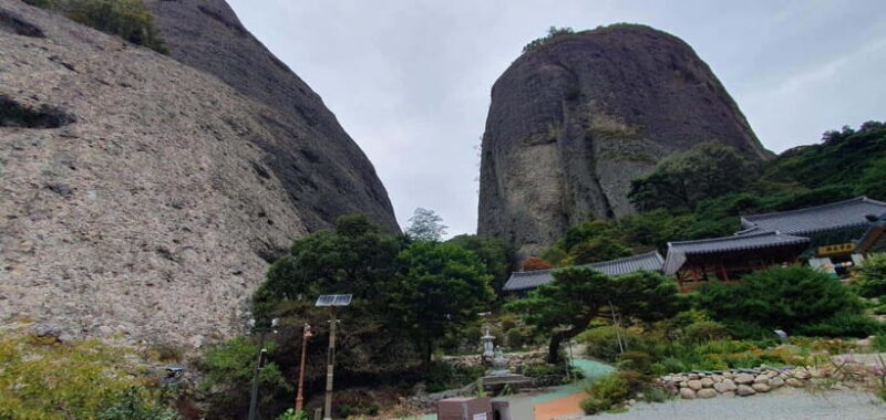 Essence of Jeonju Hanok Village + Maisan Mountain - Who Should Consider This Tour?