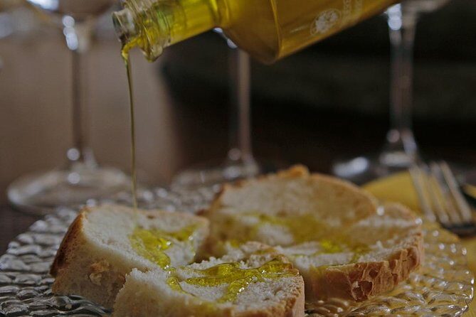 Essence of Tuscany - Private Wine & Evo oil Tasting - The Review Highlights