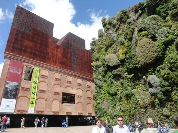 Essential Madrid Bike Tour (Small group, Semi private) - An Honest Look at the Essential Madrid Bike Tour
