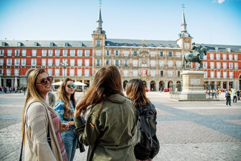 Essential Madrid: Walking Tour of the Historic Center - A Genuine Look at the Madrid Walking Tour