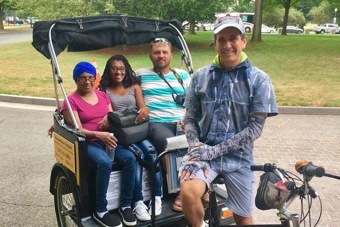 Essential Monuments & Memorials Tour - Key Points