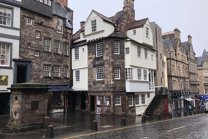 Essential Walking Tour of Edinburgh's Old Town - The Experience and Its Practicalities