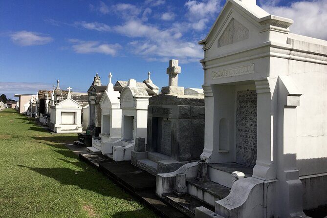 Eternal Echoes: A Cemetery Tour of New Orleans - Key Points