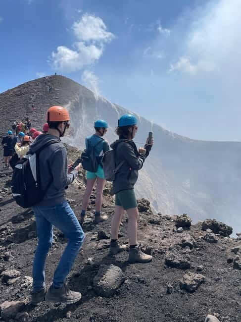 ETNA VOLCANO: Escursione sui crateri sommitali con bus 4x4 - Key Points