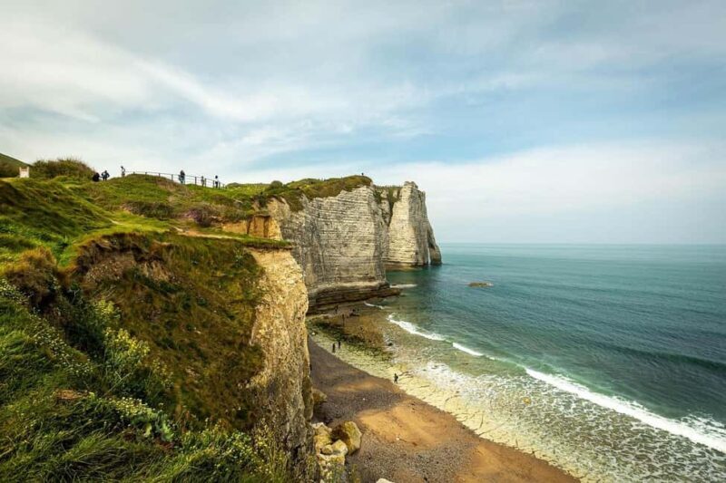Etretat - Garden of Etretat & Cliffs - Voyage Privé - Exploring Étretat: The Perfect Private Day Trip in Normandy