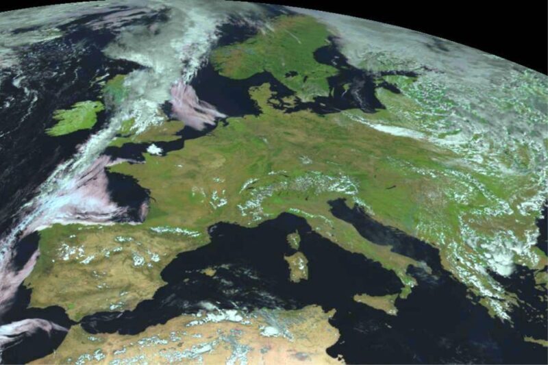 EUMETSAT - weather data for the world "made in Darmstadt" - Key Points