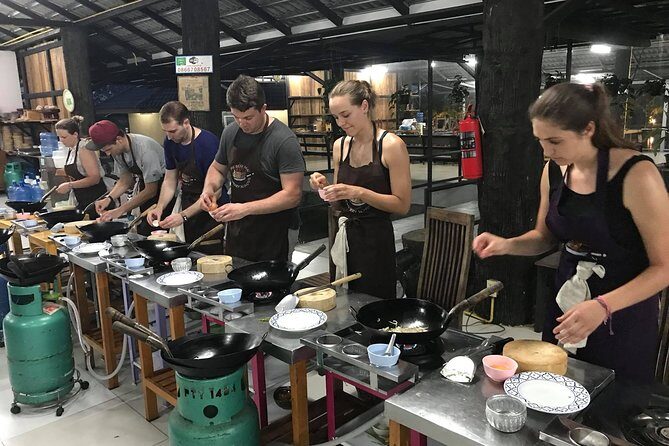 Evening Cooking Class in Organic Farm with Local Market Tour - Introduction: A Taste of Chiang Mai’s Culinary Heart