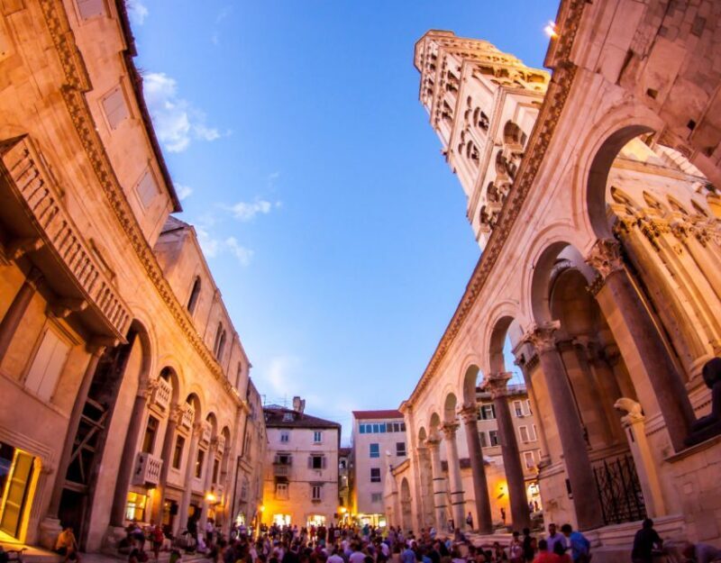 Evening Group Walking Tour - Split Old City Diocletian's Pal - Exploring Diocletian’s Palace: An Evening Perspective