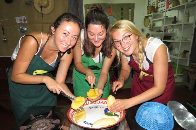 Evening Thai cooking class - Introduction: A Flavorful Evening in Chiang Mai