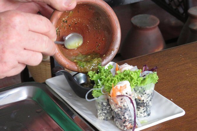 Evening Thai cooking class - Key Points