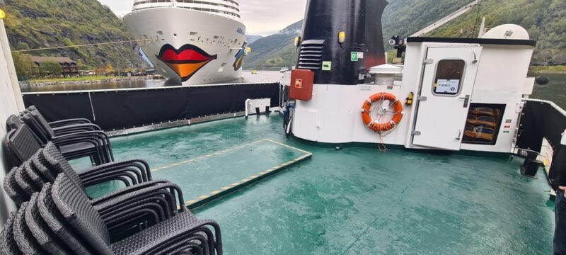 Eveningcruise Arctic Bliss Tour with Sami Dinner and Joiking - Key Points