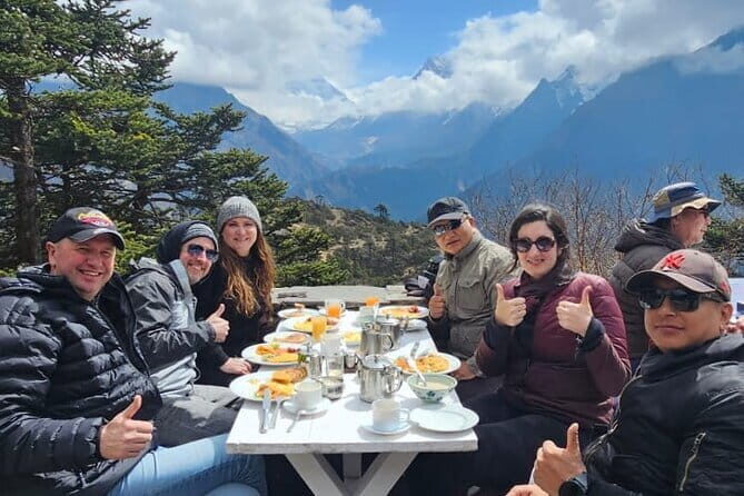 Everest Base Camp Helicopter Tour - An In-Depth Look at the Everest Base Camp Helicopter Tour