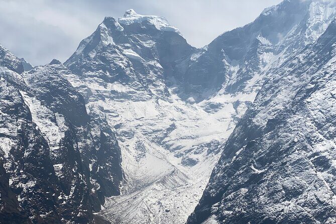 Everest Base Camp Helicopter Tour - In summary, this helicopter trip is a well-rounded, memorable way to get close to Everest and the Himalayas, offering a blend of comfort, adventure, and awe-inspiring views. Whether you’re a thrill-seeker, a photography enthusiast, or simply someone who wants a spectacular story to tell, this experience will leave you with lifelong memories and plenty of jaw-dropping photos.