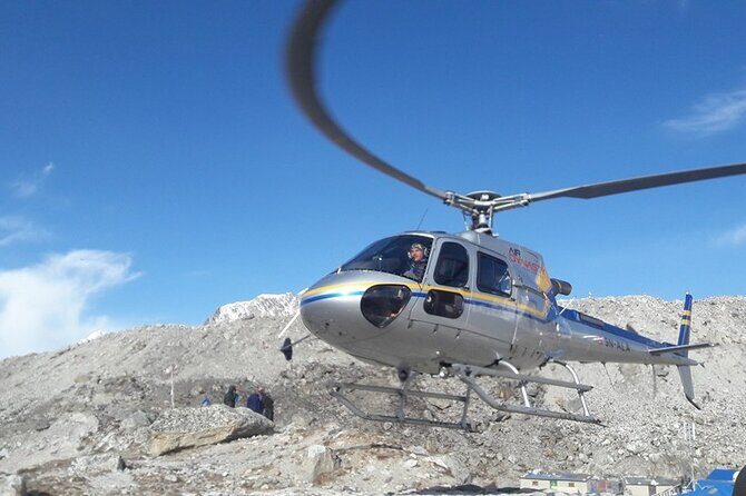 Everest Base Camp Helicopter Tour landing at Everest View Hotel. - The Highlight: Everest and the Surrounding Peaks