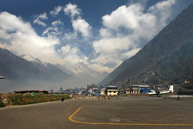 Everest Base Camp Trek with Helicopter Return - 10 Days - Reaching Namche Bazaar: The Sherpa Capital