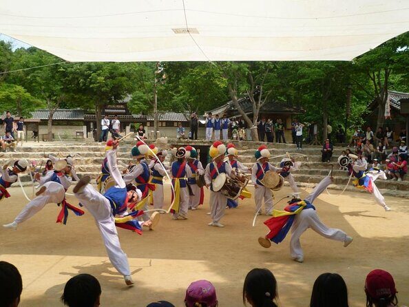 Everland Theme Park & Korean Folk Village tour (private group) - Key Points