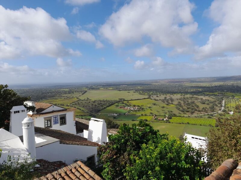 ÉVORA AND MONSARAZ FULL DAY PRIVATE TOUR BY CAR - FAQs