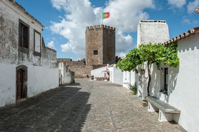 Evora and Monsaraz Private Tour From Lisbon - The Medieval Charm of Monsaraz