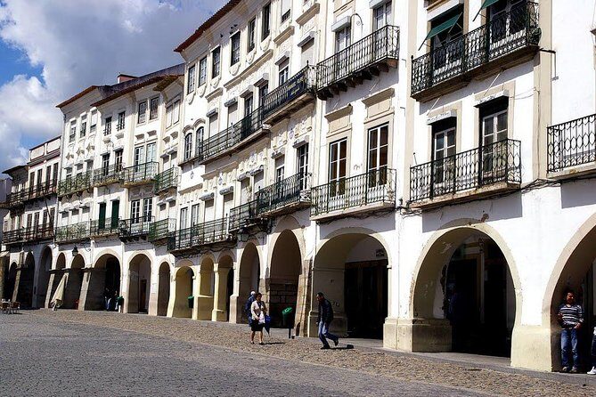 Evora and Monsaraz Wine Tasting Private Tour - Key Points