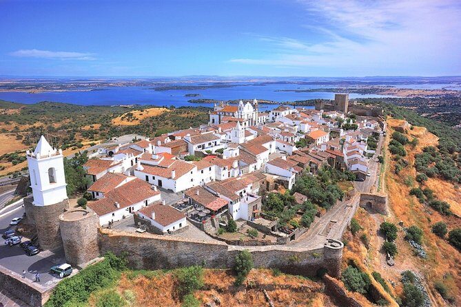 Évora, medieval village Monsaraz & Wine Tasting - Experience the Charm of Alentejo: Évora, Monsaraz & Wine Tasting