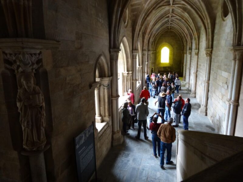 Évora: Private tour with entrance tickets to main monuments - FAQ