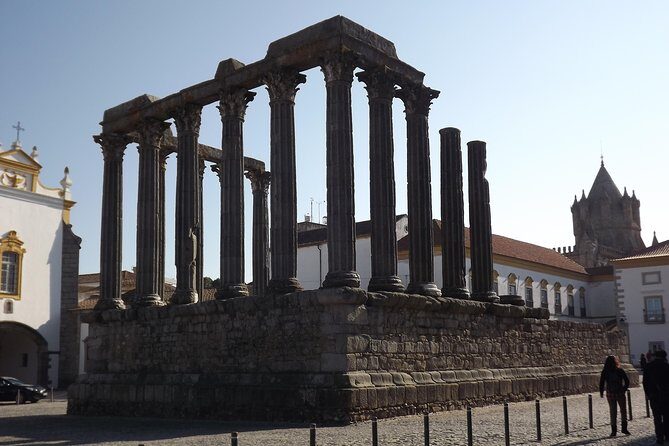 Évora Wine & Heritage Tour from Lisbon - FAQ