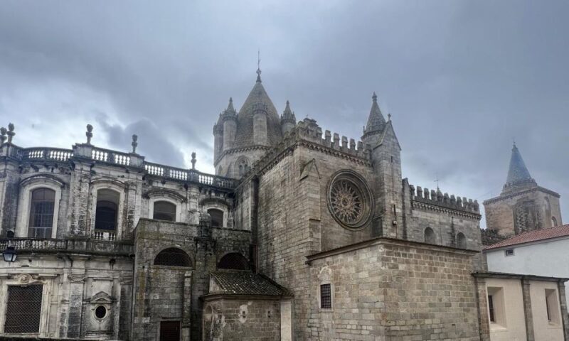Evora, Winery & Cork Factory: Full-day Private Transport - FAQ