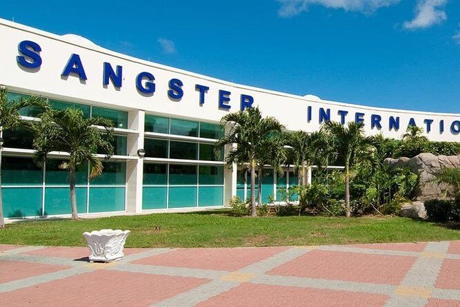 Excellence Oyster Bay and Mangos Resorts Airport Transfer - Easy, Comfortable, and Reliable: The Excellence Oyster Bay and Mangos Resorts Airport Transfer