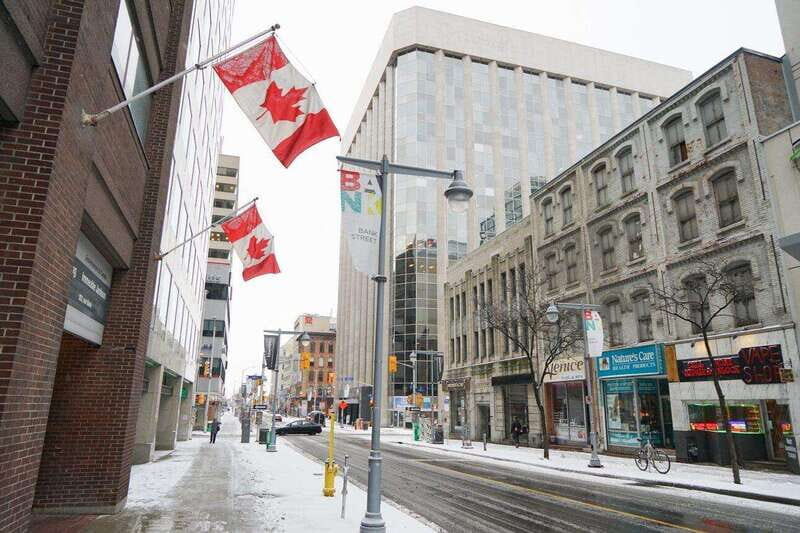 Exceptional Walking Christmas Tour in Magical Ottawa - Key Points