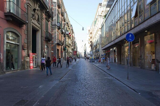 Exciting e-bike(pedal assisted)ride in the heart of Naples - Exploring Naples on Two Wheels: A Deep Dive into the E-Bike Tour