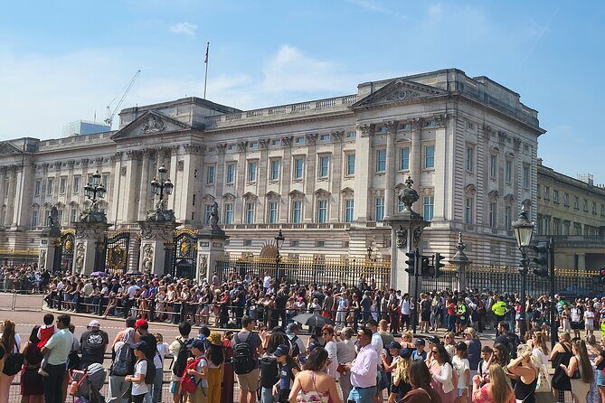 Exciting Full Day Walking Tour - See All London Sites - Frequently Asked Questions