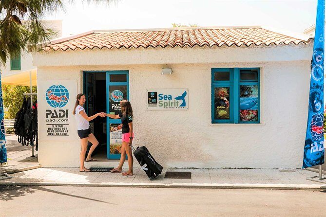 Exciting PADI Discover Scuba Diving Experience Isola Bella Marine Park Taormina - FAQ