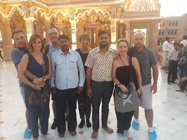 Exclusive 1-day Jaipur tour with High End SUV - Exploring Jaipur in High Style: The Full 1-Day Tour Experience