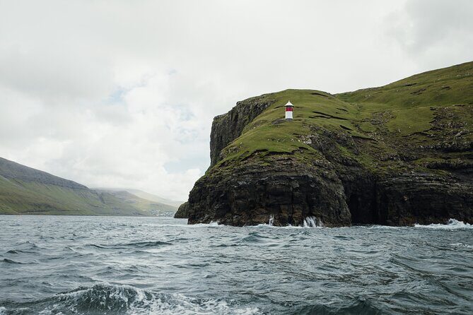 Exclusive 1,5 Hour Drangarnir Boat Tour - Exclusive 1.5 Hour Drangarnir Boat Tour: An Authentic Faroe Islands Experience