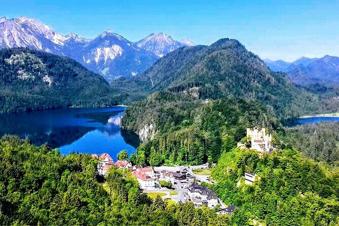 EXCLUSIVE 3 Royal Castle SKIP-THE LINE Tour of Neuschwanstein + Linderhof + Hohenschwangau from Munich - FAQs