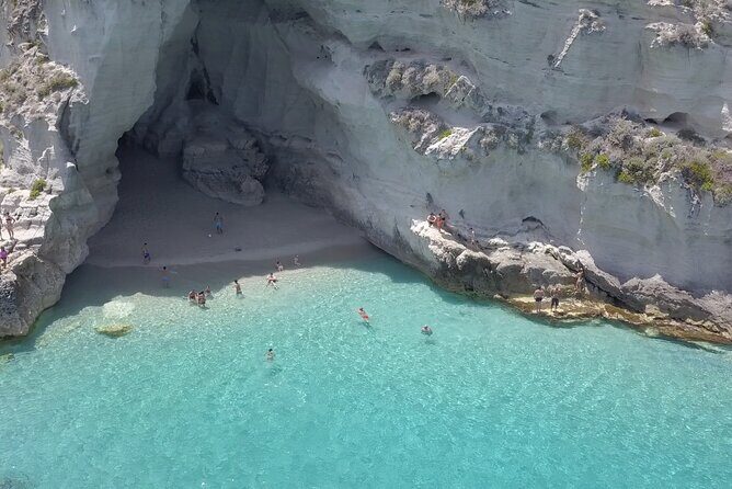 Exclusive boat tour in Tropea. Just you and your family - 4 hours - What Travelers Are Saying