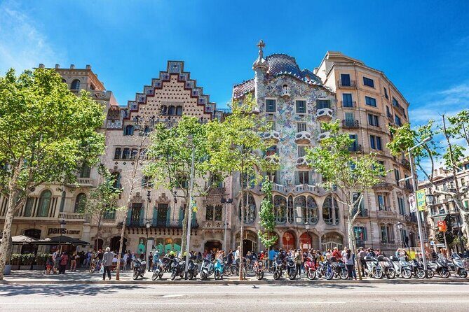 Exclusive Champagne & Chocolate Experience - An In-Depth Look at the Cava and Chocolate Tour