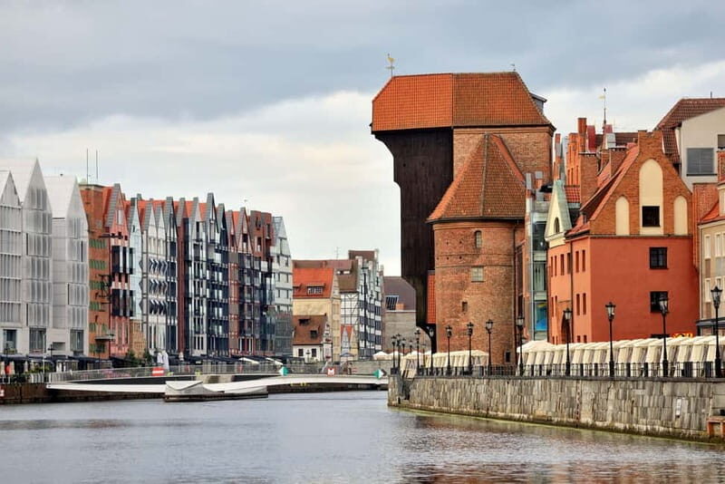 Exclusive cruise with a glass of prosecco from Gdansk to Hel - A detailed look at the itinerary