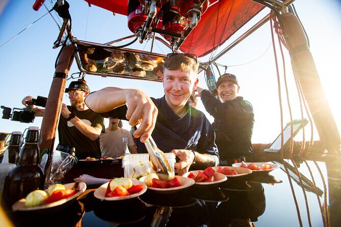 Exclusive Dinner in a Hot Air Balloon - Key Points