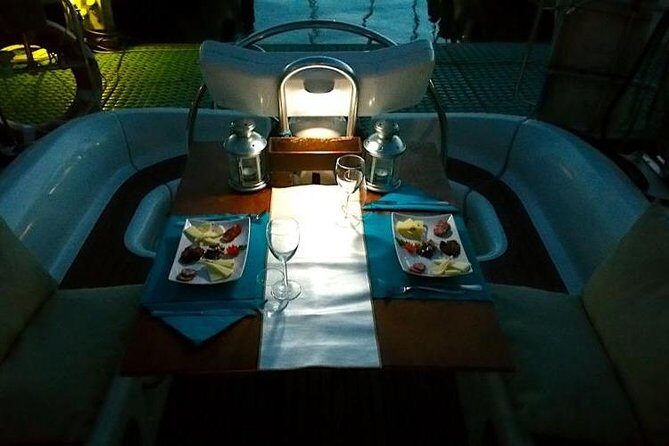 Exclusive dinner on a Taormina sailing boat - Key Points