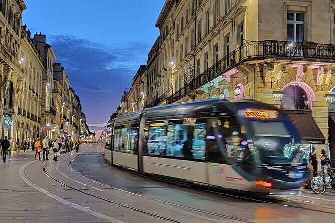 Exclusive ! Discover Vibrant Bordeaux at Night :Night Tour! - FAQ