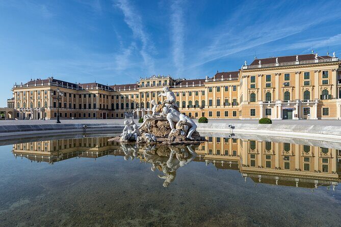 Exclusive Evening at Schönbrunn Palace: After-Hours Audiotour, Dinner, Concert - Exploring Schönbrunn After Hours: An Authentic Vienna Experience