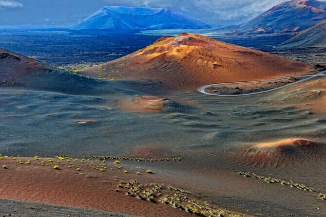 Exclusive flexible Lanzarote tour - An In-Depth Look at the Lanzarote Experience
