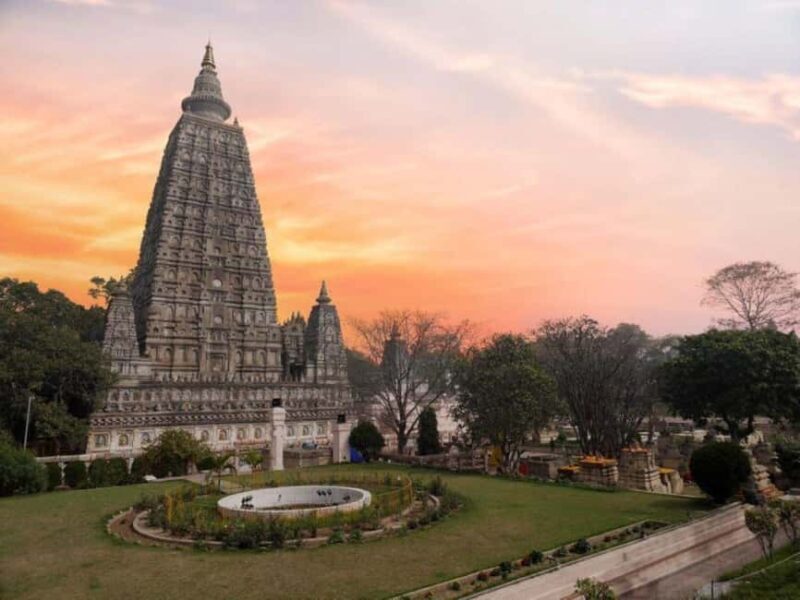Exclusive, Historical & Spiritual Bodhgaya Overnight Tour - A Deep Dive into the Bodhgaya Overnight Tour
