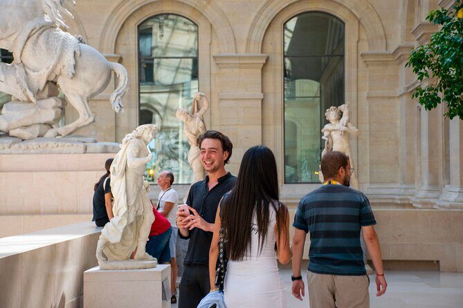 Exclusive Louvre Tour  Private Guide & Hotel Pickup in Paris - A Closer Look at the Exclusive Louvre Tour