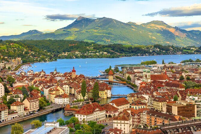 Exclusive Panoramic Train Journey though the Heart of Swiss - An In-Depth Look at the Swiss Panorama Experience