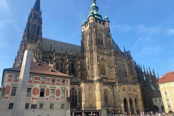 Exclusive Prague Royal Way Tour| all must-see sites, cofee break - Engaging First Impressions