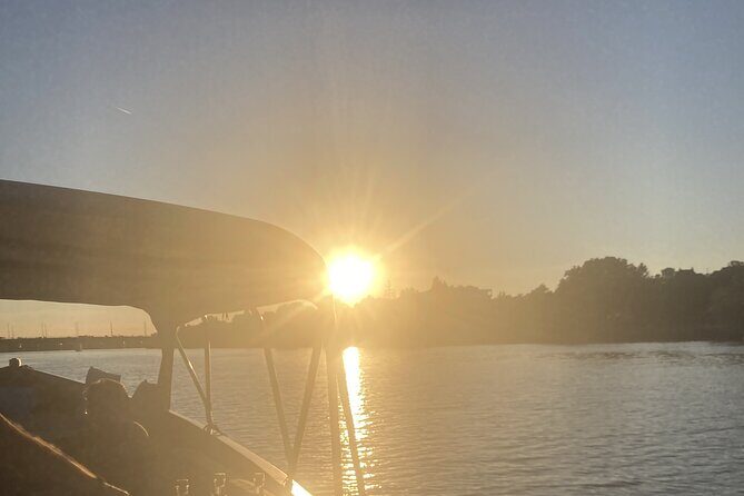 Exclusive private boat trip for couples in Heidelberg - The Sum Up