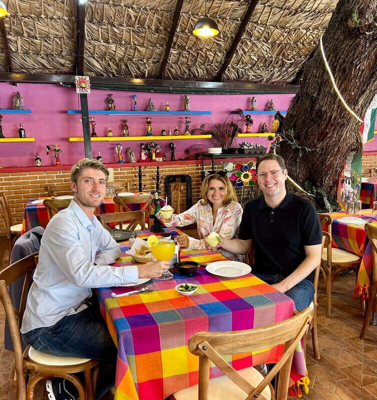 Exclusive private tour of the pyramids with a European guide in Mexico City - FAQ